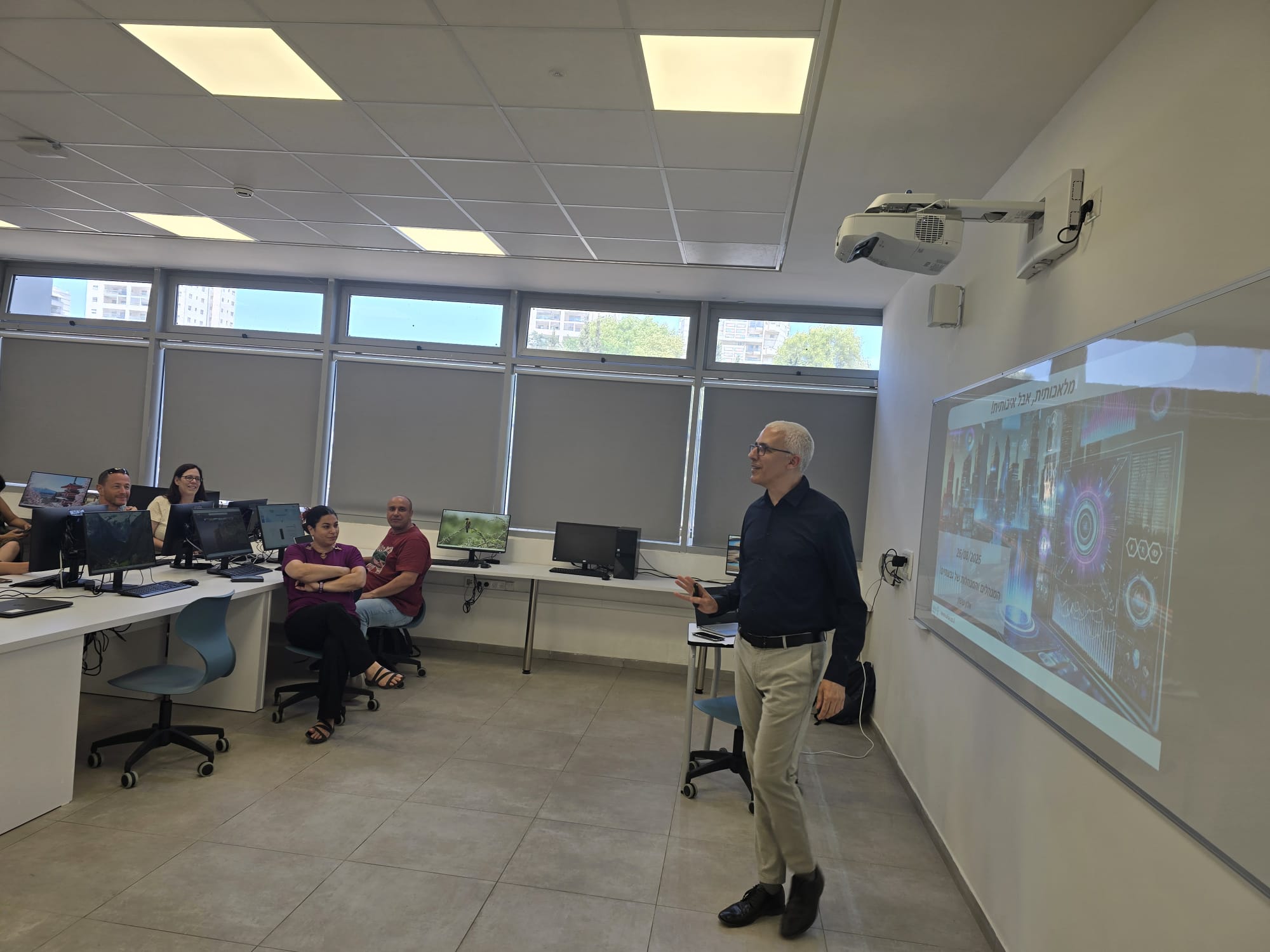 Read more about the article "רק לפני שבוע עשיתי את השיחה הזו בדיוק"